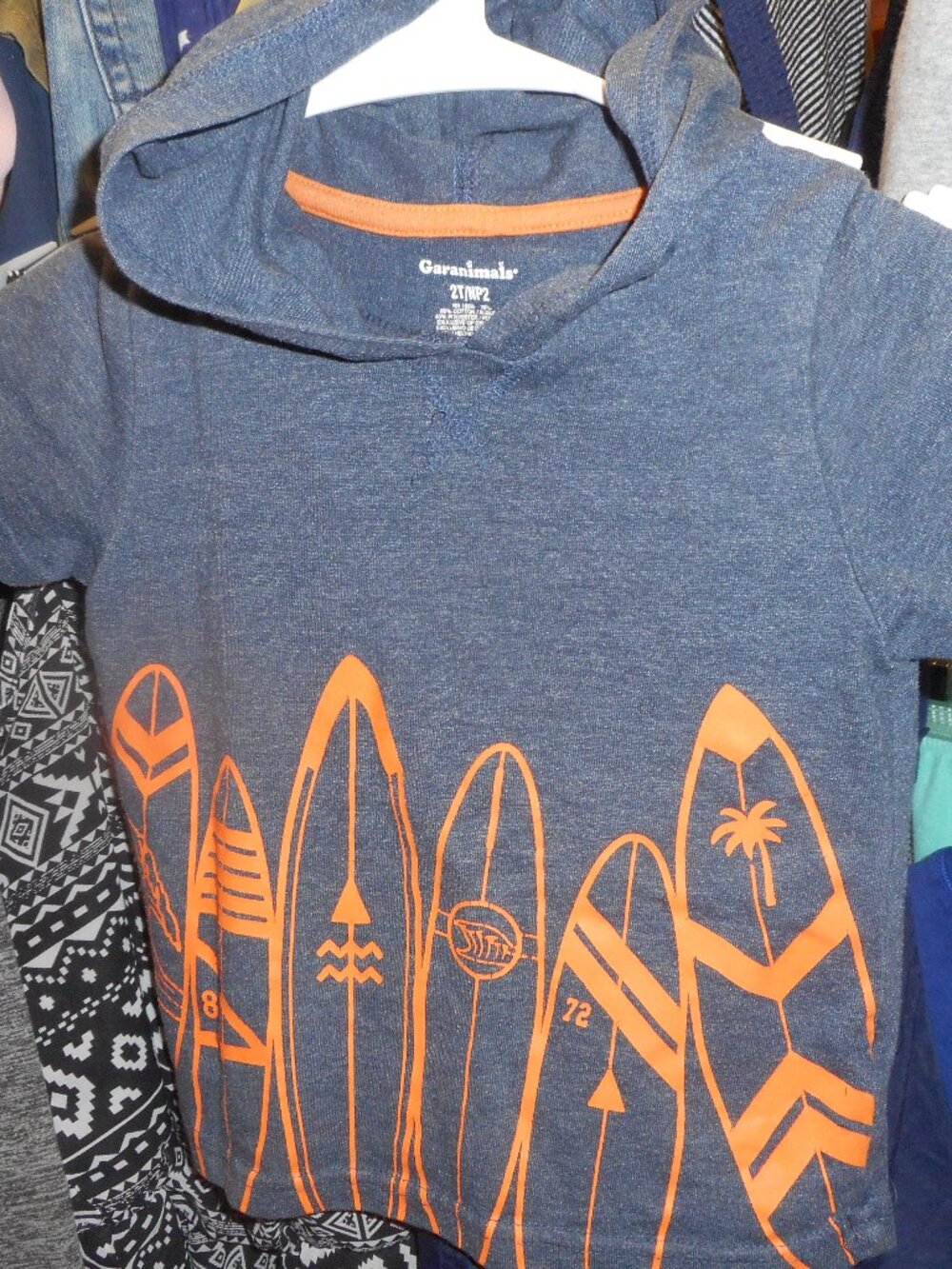 GARANIMALS - TOP, hooded tee, really cute with graphic print of surfboards sz 2T